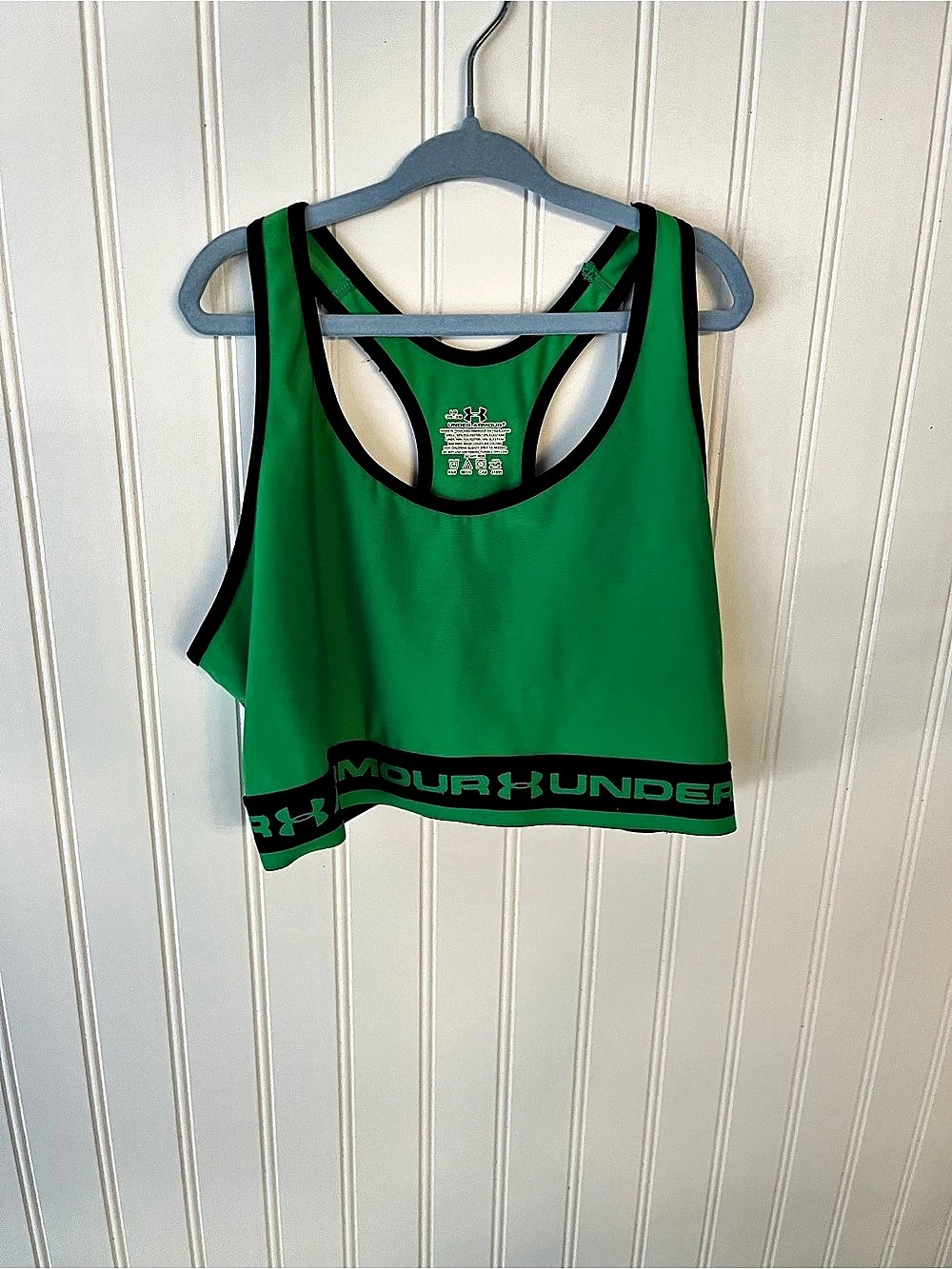 Under Armour Green Black Athletic Crop Top Large Like New